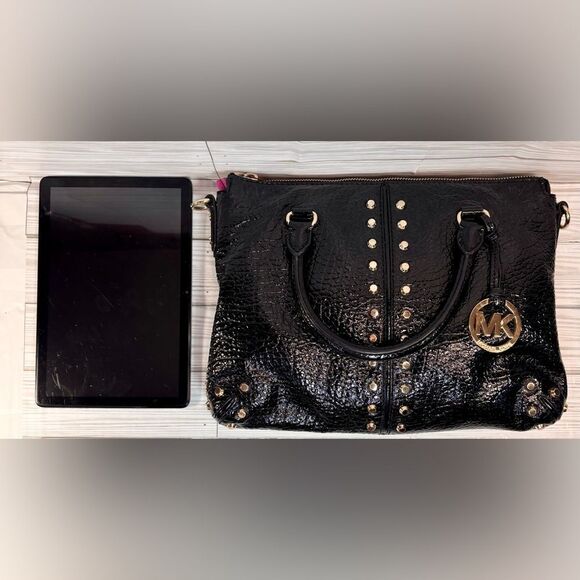 075-Michael Kors Black Leather Uptown Astor Satchel with Gold Stud Accents - Picture 11 of 12